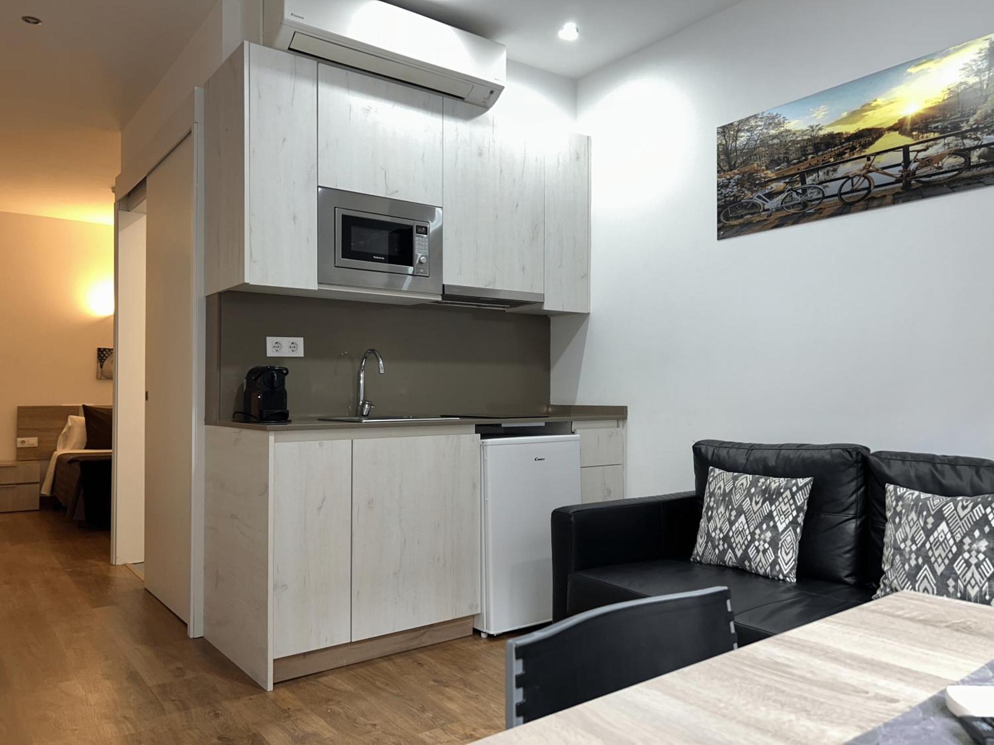 Apartahotel Baldiri Сан-Бой-де Льобрегат Екстериор снимка