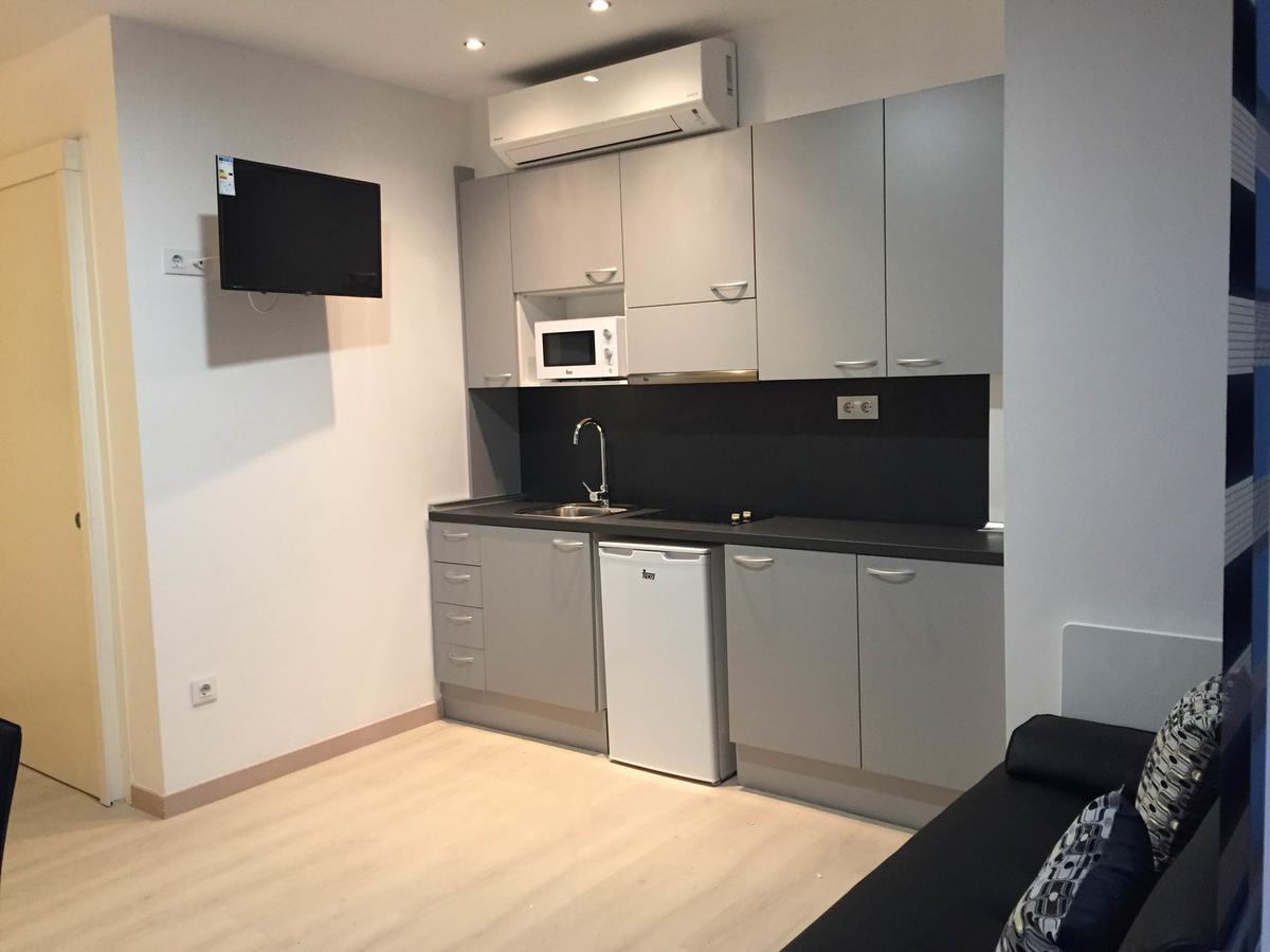 Apartahotel Baldiri Сан-Бой-де Льобрегат Екстериор снимка